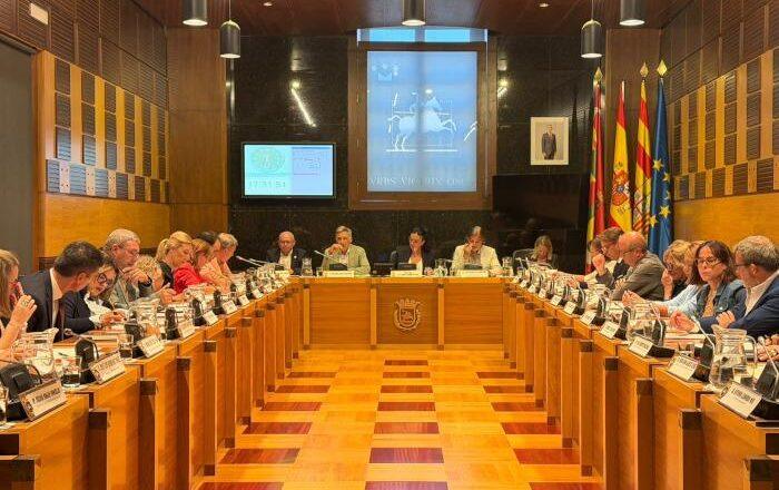 El Ayuntamiento de Huesca concede la Medalla de Oro de la Ciudad a Inés Bergua y aprueba festivos locales de 2027 y otras propuestas en sesión del 24/09/2026