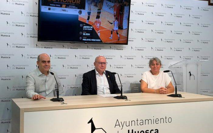 Huesca recibe este jueves un emocionante partido de pretemporada de la Superliga Masculina de Voleibol: Pamesa Teruel se enfrenta a Servigroup Playas de Benidorm a las 18:30 horas en el Pabellón del Parque, con entrada gratuita y actividades para escolares durante la mañana.