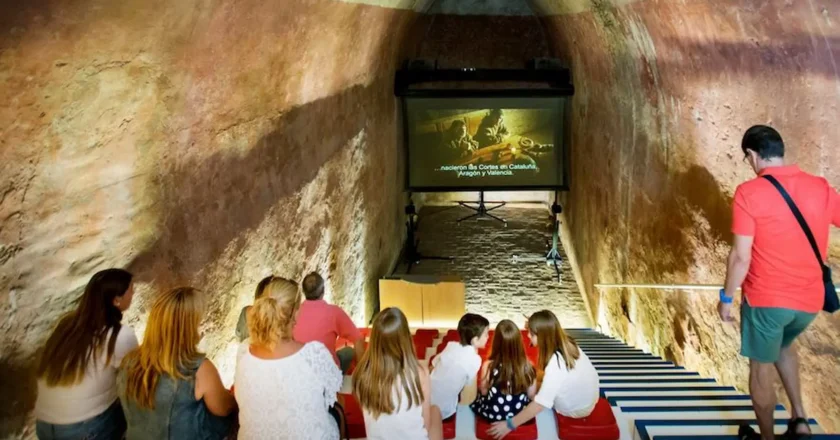 Teruel invita a explorar su historia a través del arte, la literatura y la divulgación en los Aljibes Medievales