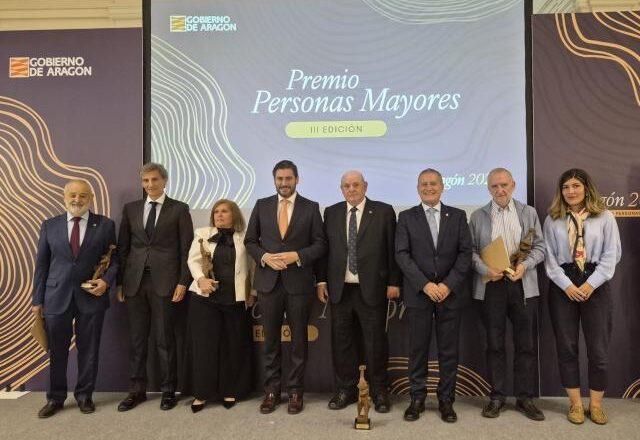 Nolasco destaca la importancia de los mayores como «piedra angular de las familias» en los III Premios Personas Mayores